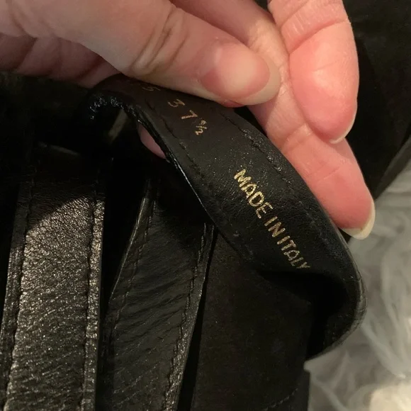 Louis Vuitton women shearling suede boots black - Picture 11 of 11